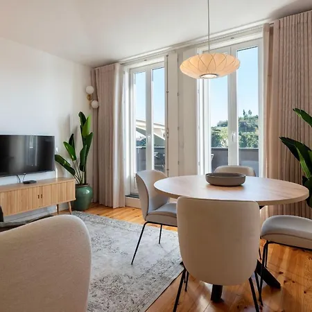 Unique T2 W/ View Of The River By Lovelystay * Porto