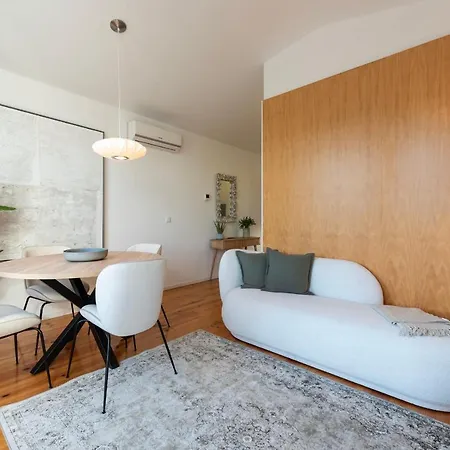 Unique T2 W/ View Of The River By Lovelystay Apartment Porto
